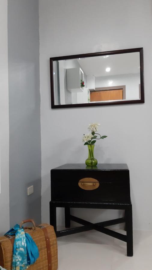 Casa Erelle -1 Bedroom Guest House W/ Modern Kubo 安蒂波洛 外观 照片